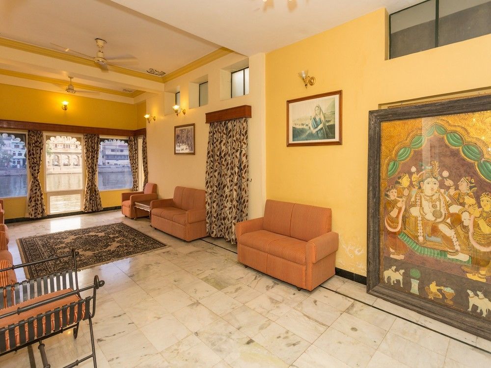 Sarovar - Lake Facing Boutique Hotel On Lake Pichola Udaipur Bagian luar foto