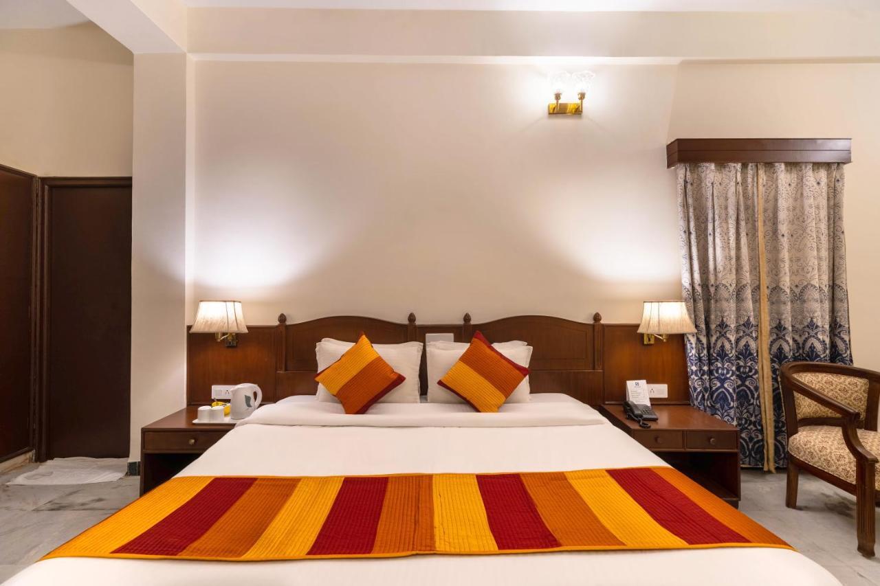 Sarovar - Lake Facing Boutique Hotel On Lake Pichola Udaipur Bagian luar foto