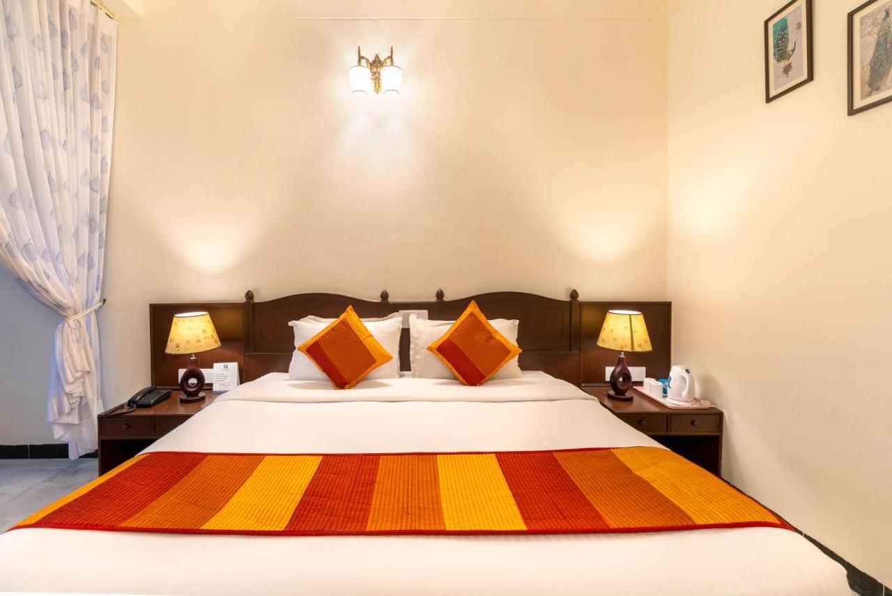 Sarovar - Lake Facing Boutique Hotel On Lake Pichola Udaipur Bagian luar foto