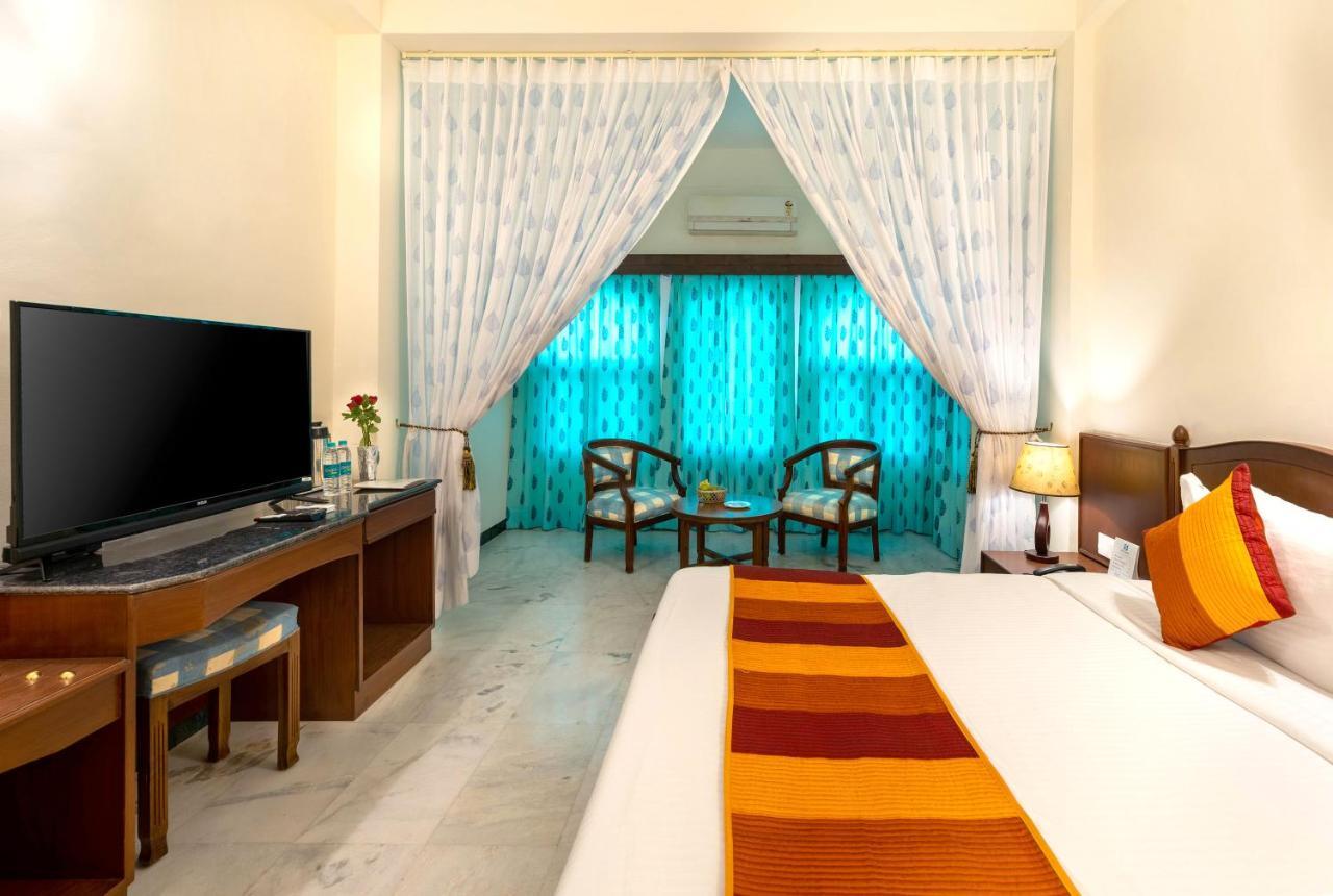Sarovar - Lake Facing Boutique Hotel On Lake Pichola Udaipur Bagian luar foto