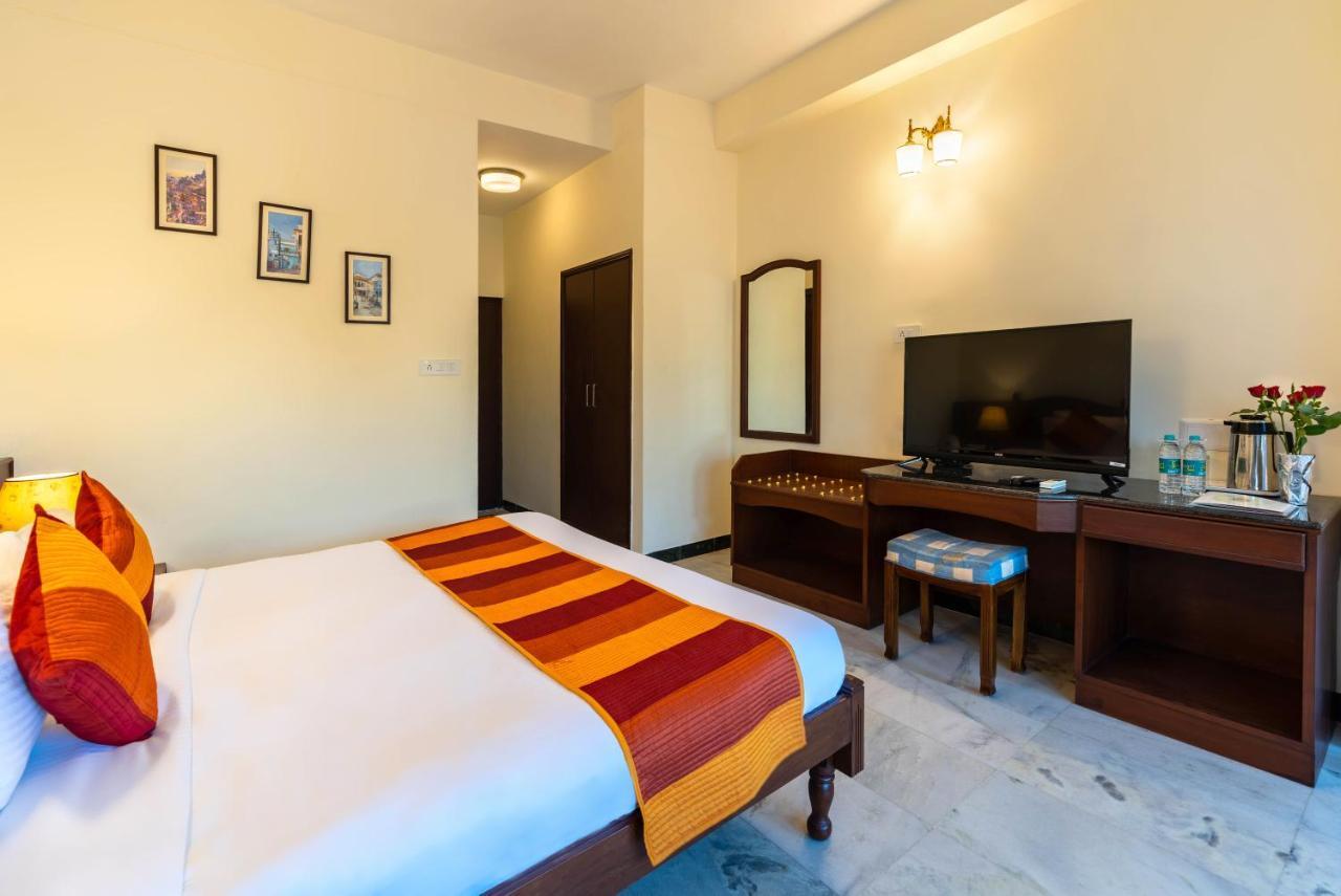 Sarovar - Lake Facing Boutique Hotel On Lake Pichola Udaipur Bagian luar foto