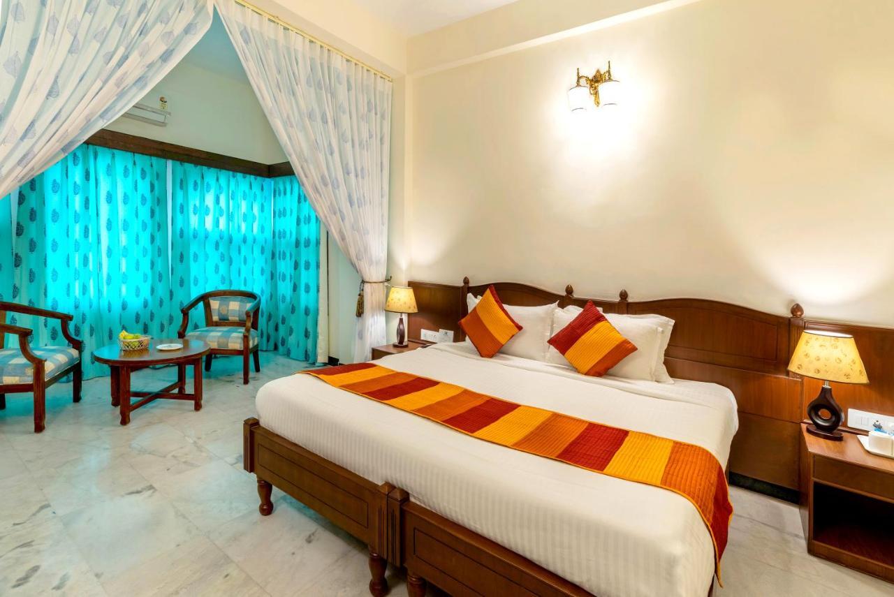 Sarovar - Lake Facing Boutique Hotel On Lake Pichola Udaipur Bagian luar foto